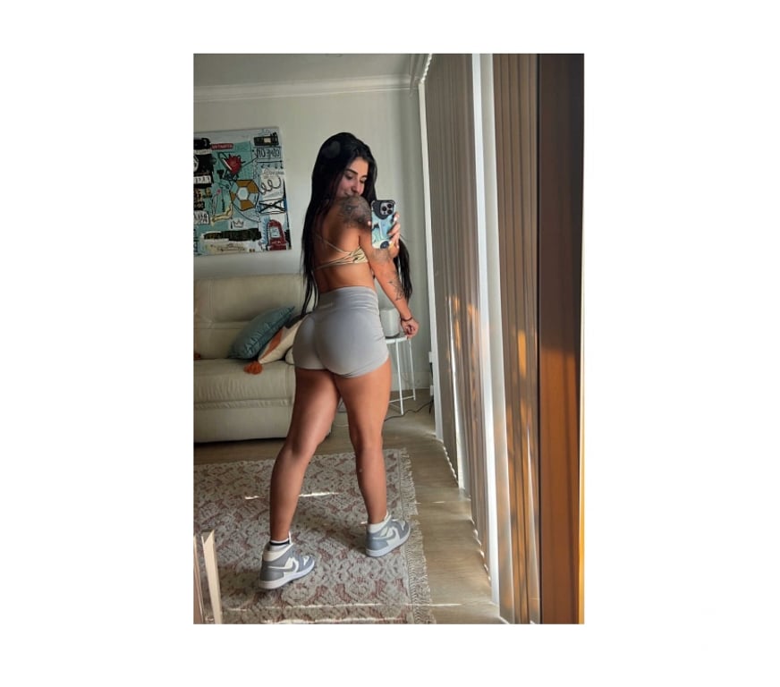 Escorts Surrey Runnymede - Photos for New girl in town for you