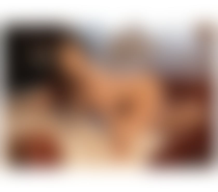 Escorts West Yorkshire Leeds - Photos for Isabel, I'm your perfect date! I also offer professional mas