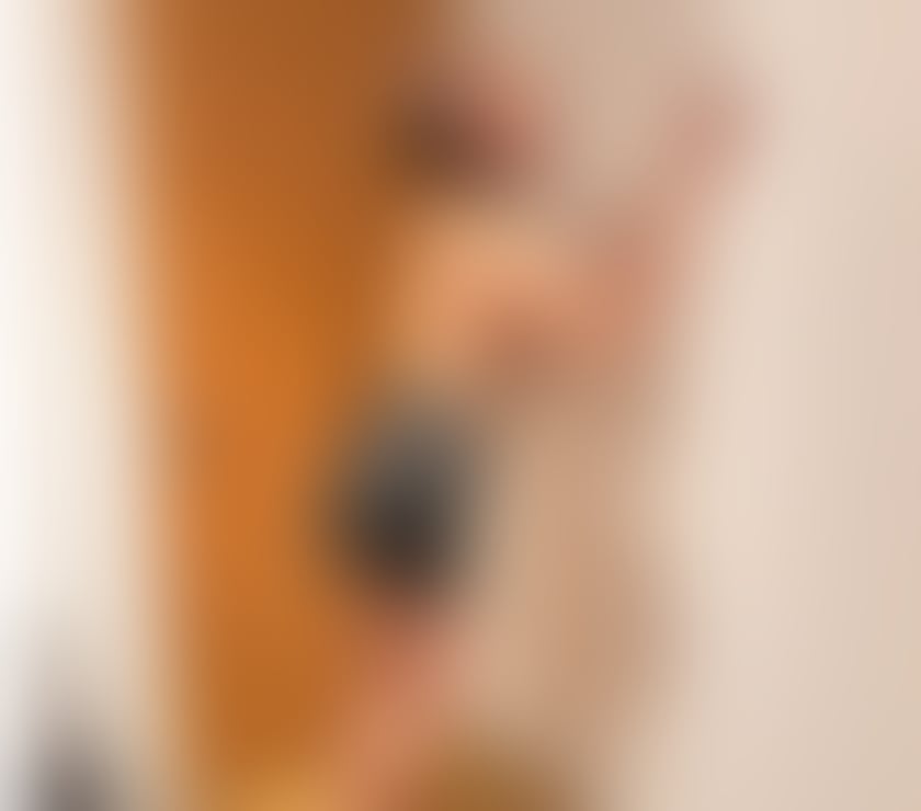 Escorts Oxfordshire Oxford - Photos for Relaxing and Revitalising Massage by English Sadie