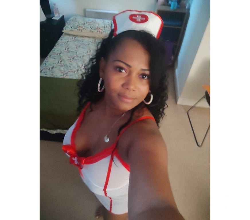 Escorts East London Canning Town - East London - Photos for Very hot brunette