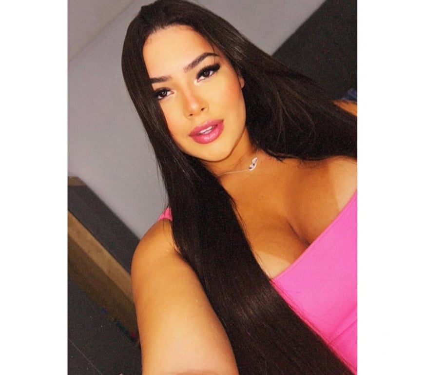 Escorts South West London Sutton - Photos for MEL GENUINE BRAZILIAN GIRL🇧🇷ONLY ONE WEEK