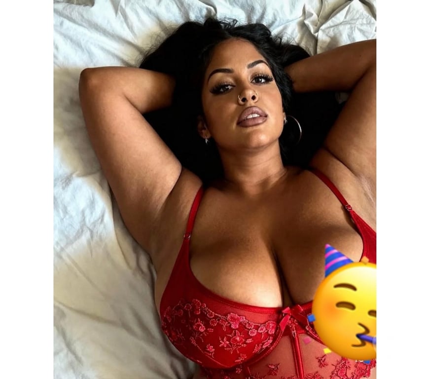 Escorts West London Hillingdon - Photos for Mia big latin available now🍑🔥good service💦