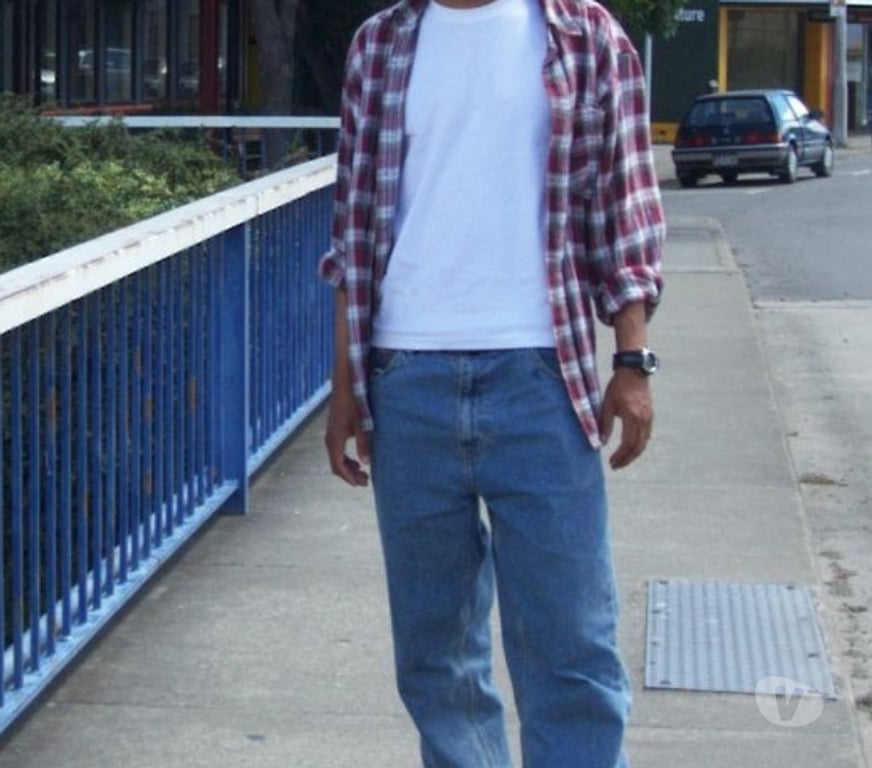 Escorts North West London Golders Green - North West London - Photos for Brazilian masseur offers very soft and relaxing massage