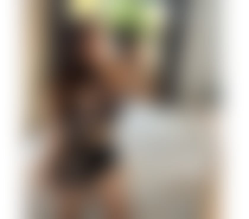 Photos for Liz Brazilian party girl 🔥🎉❤️🇧🇷