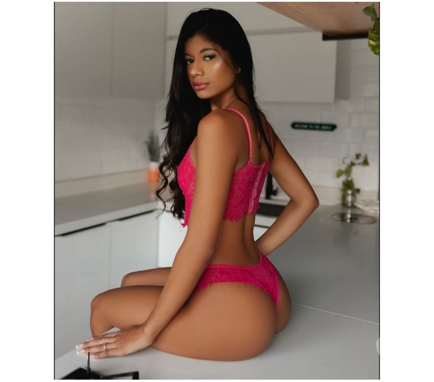 Escorts Bedfordshire Luton - Photos for Laila 🍒BRAZILIAN BEAUTY 🇧🇷 OWO 🍑