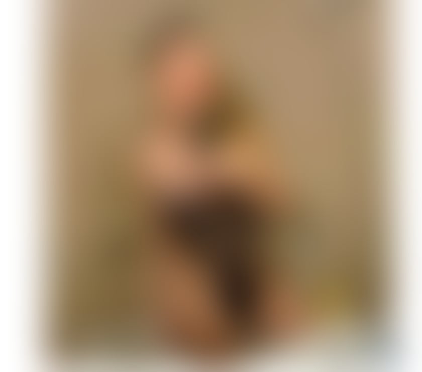 Escorts Peterborough Peterborough City Centre - Peterborough - Photos for Laura Elegant Beauty — Class, Charm & Passion