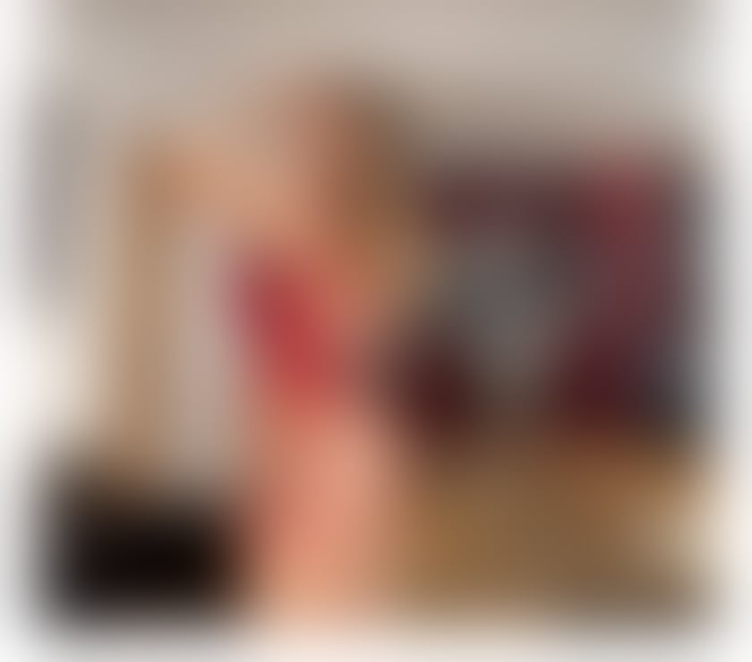 Escorts Peterborough Peterborough City Centre - Peterborough - Photos for Laura Elegant Beauty — Class, Charm & Passion