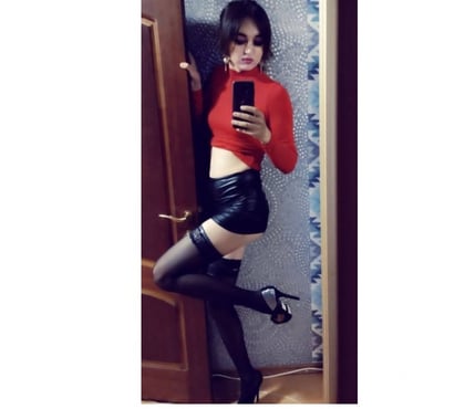 Transsexual Whitechapel Station East London - Photos for Elegant trans woman, fit, feminine and discreet. 19 cm