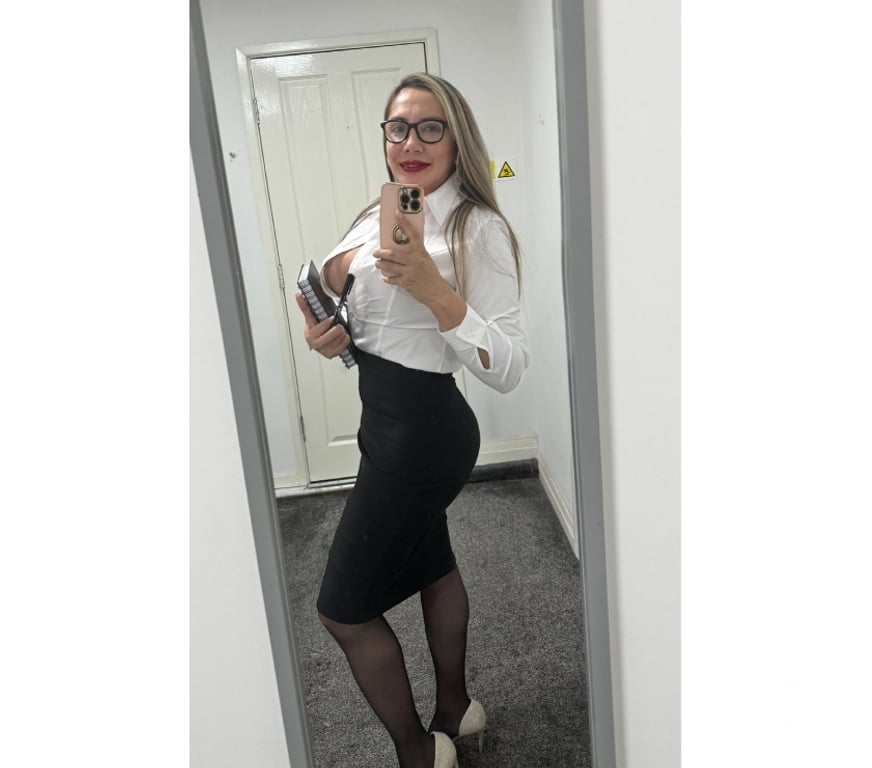 Escorts Dundee Dundee City Centre - Dundee - Photos for Sexy Spanish Michelle. The Best Massage Of The World