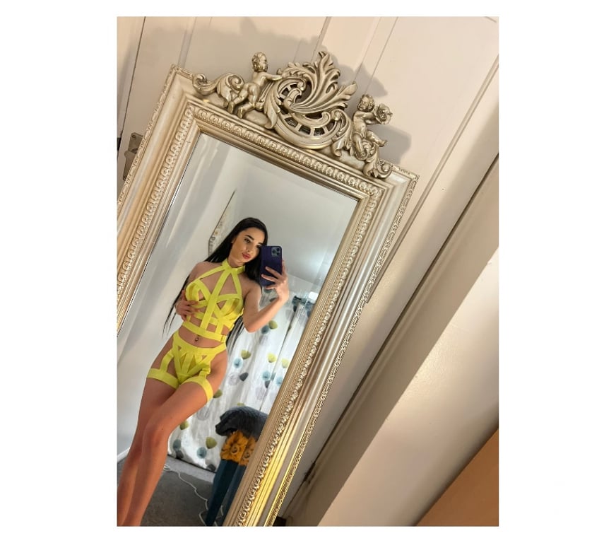 Escorts West Sussex Crawley - Photos for 💕Adda💕100% real girl💯Crawley🔥