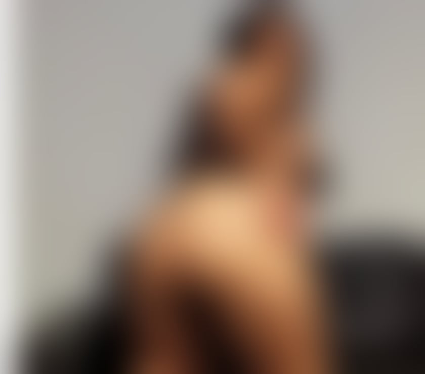 Escorts West London Hillingdon - Photos for Juju BBW Brazilian girl Party