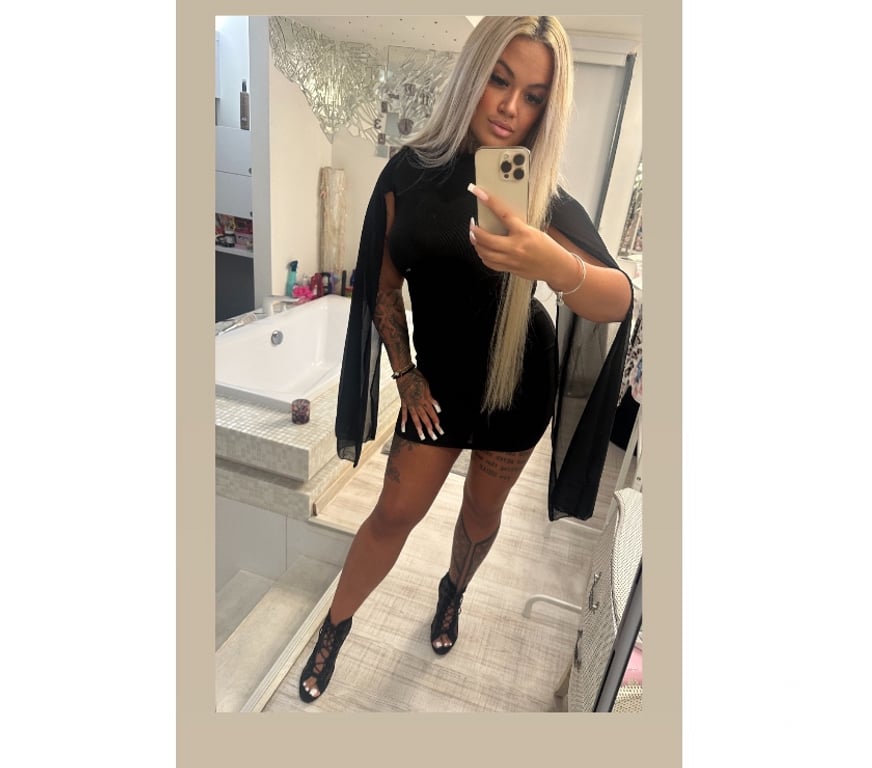 Escorts East London West Ham - East London - Photos for Mira Wild 4U party girl