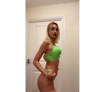 Escorts Halifax Calderdale - Photos for Hello Guys Sexy Blonde here for you💯 The best 💦♥️