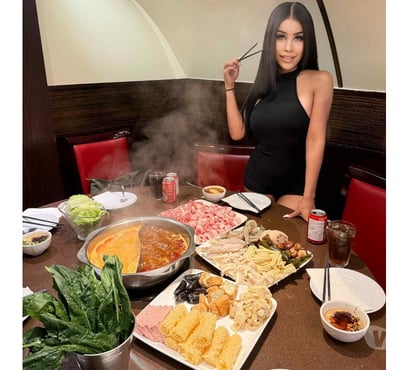 Escorts and Massages Dentons Green Saint Helens - Photos for Helen Thai Sexy girl Real Pic100% call 📲📲