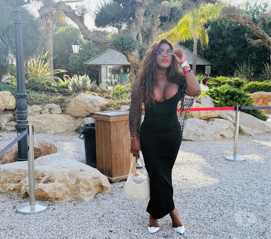 Trans Escorts Falkirk Falkirk Town Centre - Falkirk - Photos for EBONY TS BACK IN TOWN!!! NAUGHTY JULIA!! TS TS TS