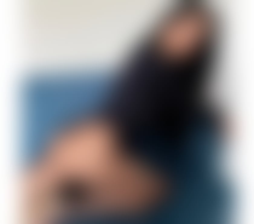 Escorts Hampshire Southampton - Photos for Cloe Horney 🤤 Party Brazilian ❤️‍🔥🥂