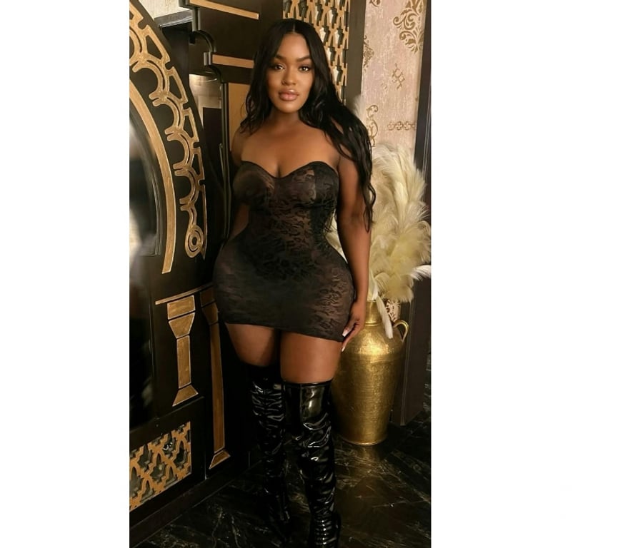 Escorts Hampshire Rushmoor - Photos for Amber NEW HOT REAL PARTY GIRL 🔞🎀🍾