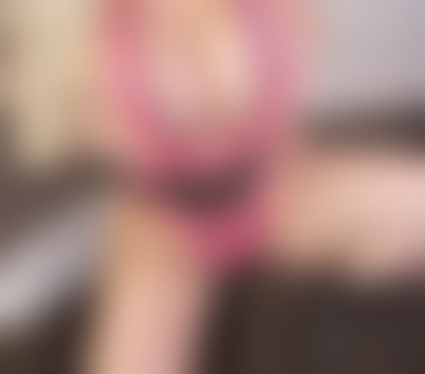 Escorts East London Havering - Photos for PARTY BLONDE MILF GIGI IN TOWN 💥