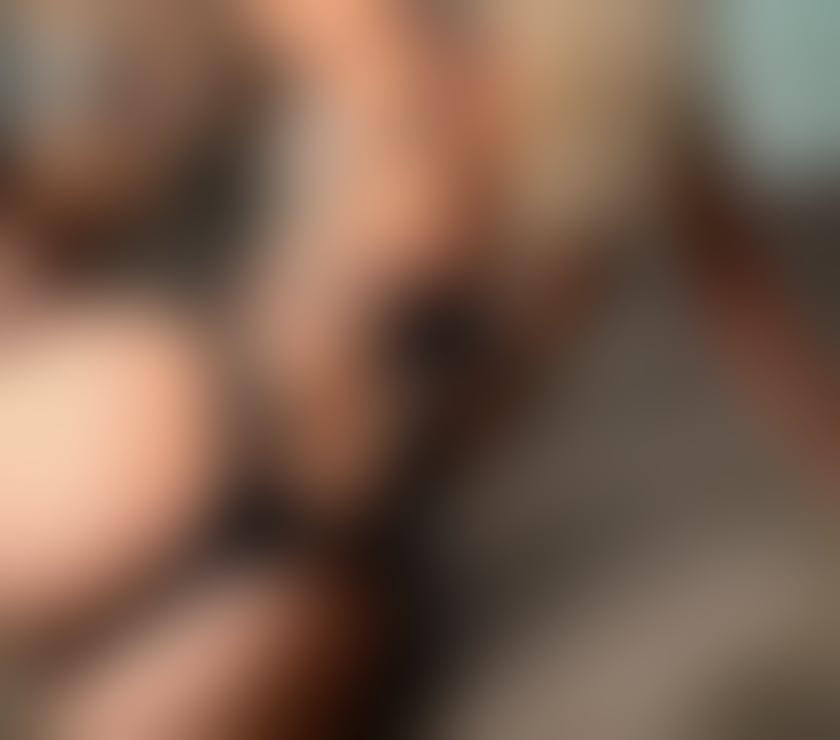 Escorts East London Havering - Photos for PARTY GIGI BLONDE MILF IN TOWN 💥