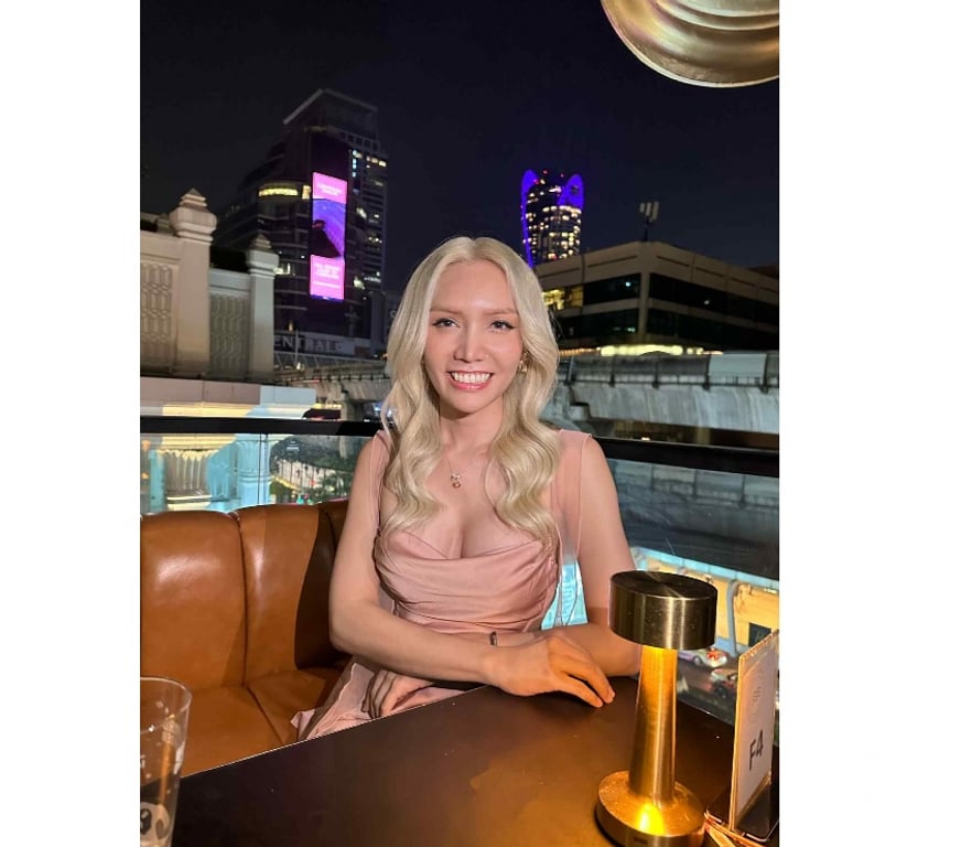 Escorts Hampshire Winchester - Photos for Fillx Thai real pic 💯❤️ blonde hair.👩🏼‍🦱