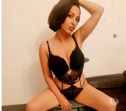 Escorts Slough Town Centre Slough - Photos for ♥️♥️Hi Im new here Mia!!♥️♥️