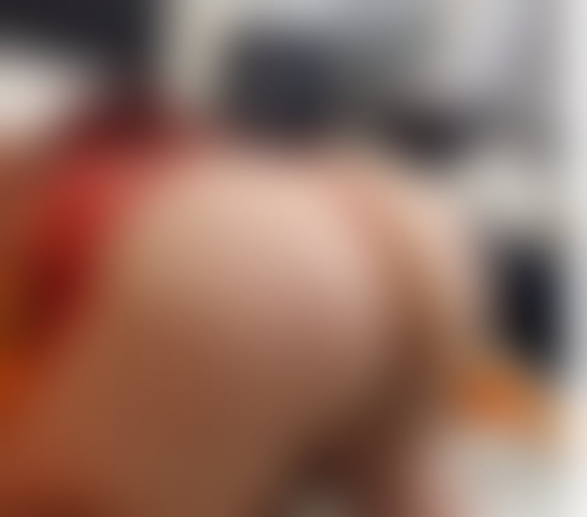 Escorts North West London Hendon Central - North West London - Photos for Milf Rebecca Party girl