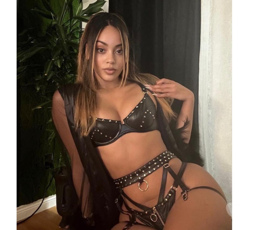 Escorts Central London King`s Cross - Central London - Photos for Real Pics! Cris Fitness Model** PARTYGIRL**