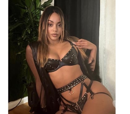 Escort King`s Cross St. Pancras Station King`s Cross - Central London - Photos for Real Pics! Cris Fitness Model** PARTYGIRL**