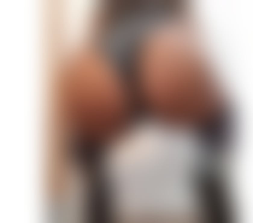 Escorts Greater Manchester Manchester - Photos for Hot 🔥 milf in the city 🔥🥳🥳💋 07729670005