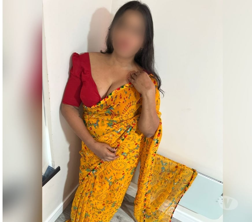 Escorts Nottinghamshire Nottingham - Photos for Mumtaz Myanmar Tamil Indian Girl new in Nottingham