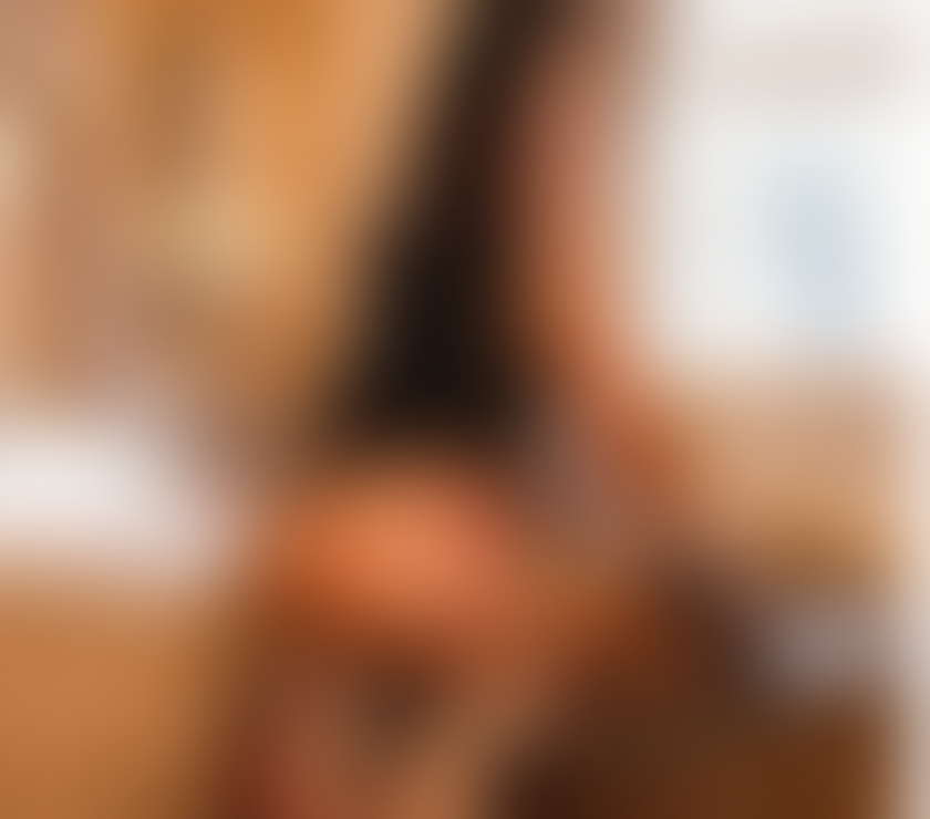 Escorts and Massages Hammersmith (Dist&Picc Line) Station West London - Photos for 🇧🇷Dominatrix Oliveira The Queen of Strapon Domme