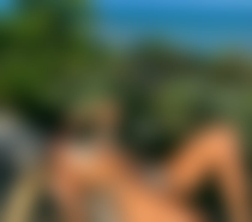 Photos for 🔥🔥 CRYSTAÇ PARTY GIRL 🔥🔥