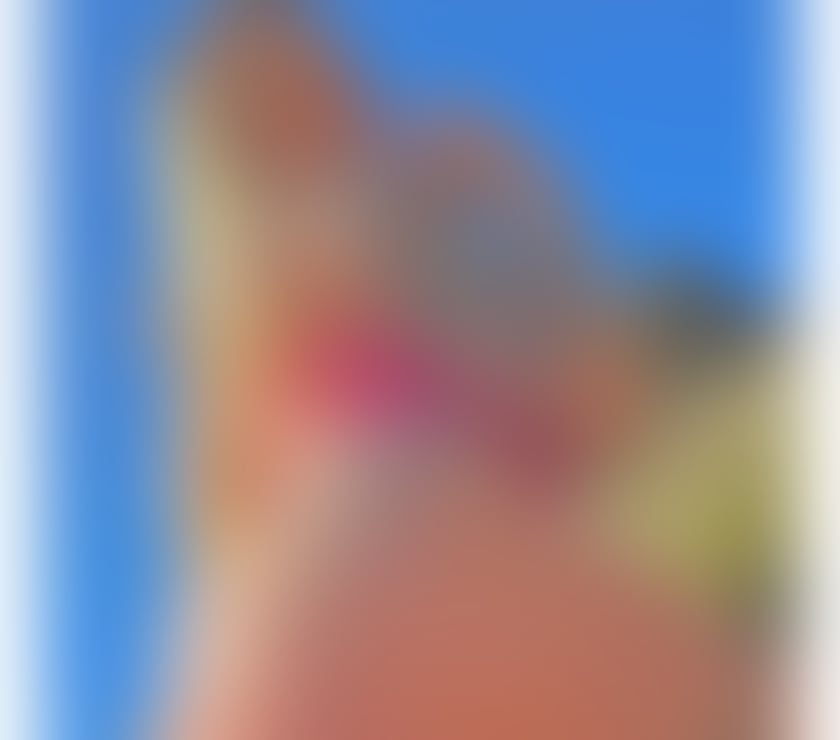 Escorts North West London Wembley Park - North West London - Photos for 🔥 Thick Blonde Brazilian — Curvy & Magnetic 🇧🇷