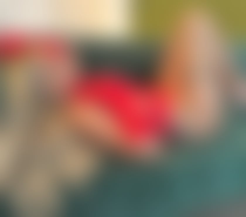 Escorts North West London Wembley Park - North West London - Photos for 🔥 Thick Blonde Brazilian — Curvy & Magnetic 🇧🇷