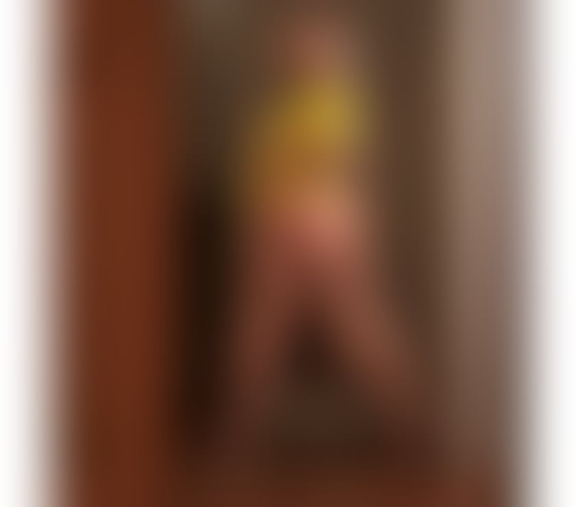 🔥 Thick Blonde Brazilian — Curvy & Magnetic 🇧🇷