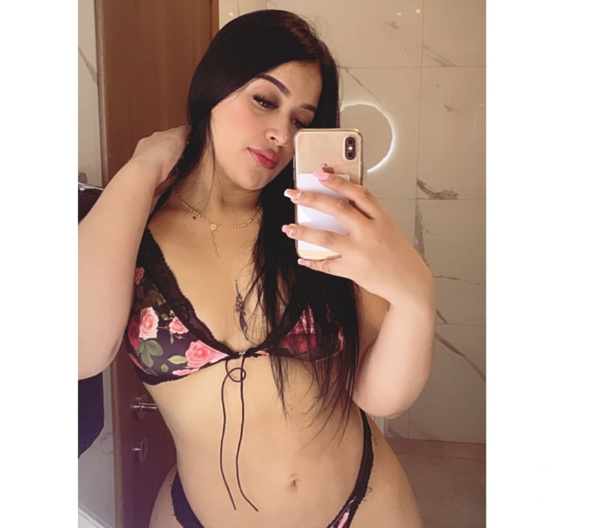 Escorts South East London Bromley - Photos for New GIRL IN TOWN PARTY GIRL NO RUSH ❤️