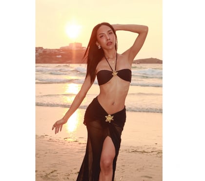 Trans Escorts Canary Wharf East London - Photos for Thai Model TS Emily