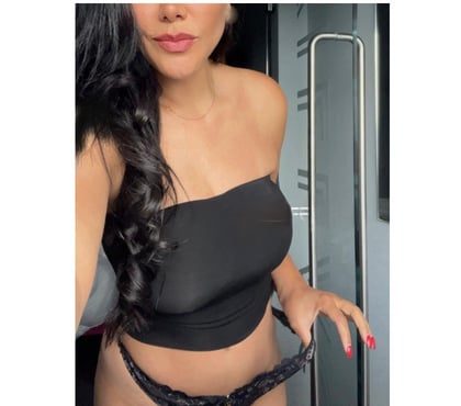  Escorts Slough Town Centre Slough - Photos for MEL FOXER PARTY GIRL