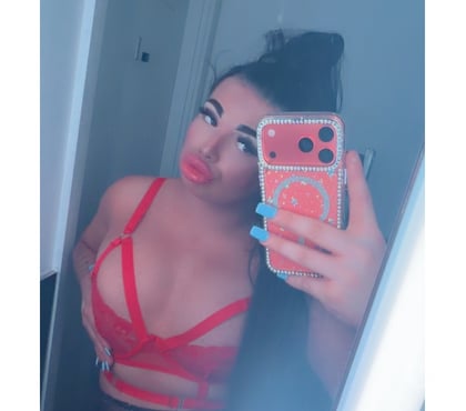 Transsexual Bromley Town Centre Bromley - Photos for Anne party trans 👅big boobs 👅full service 👅