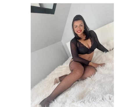 Escort Plymouth City Centre Plymouth - Photos for 🔥 Warm, Passionate and Discreet Latin Girl🔥