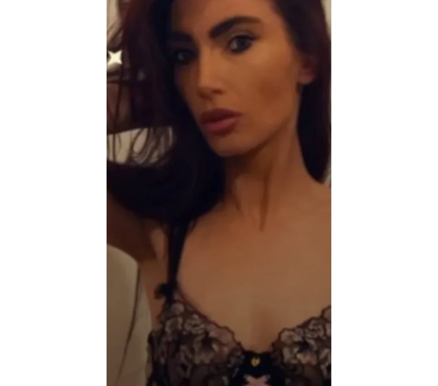 Escorts Nottinghamshire Nottingham - Photos for British, Slim, and your Classy Slut ;)