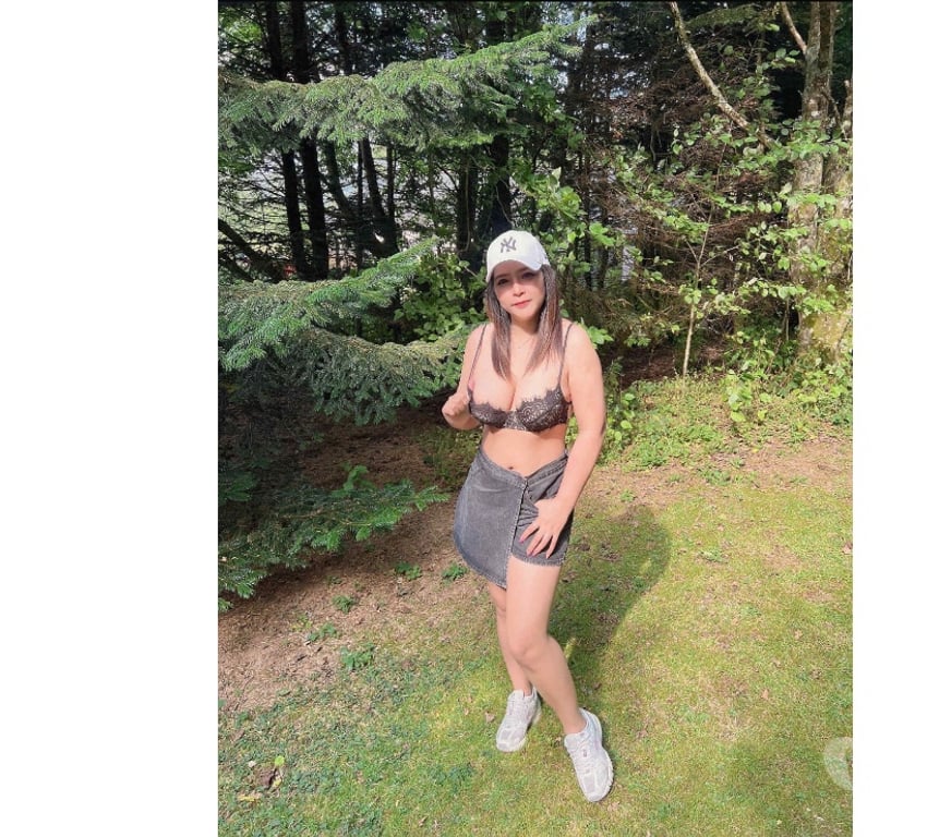 Escorts West Sussex Crawley - Photos for INDEPENDENT Bowvy ASIAN THAI THAILAND GIRL 07513810975