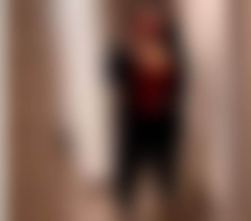 Photos for Best Service 🦋PARTY GIRL🎉 ALL WHAT YOU NEED👅