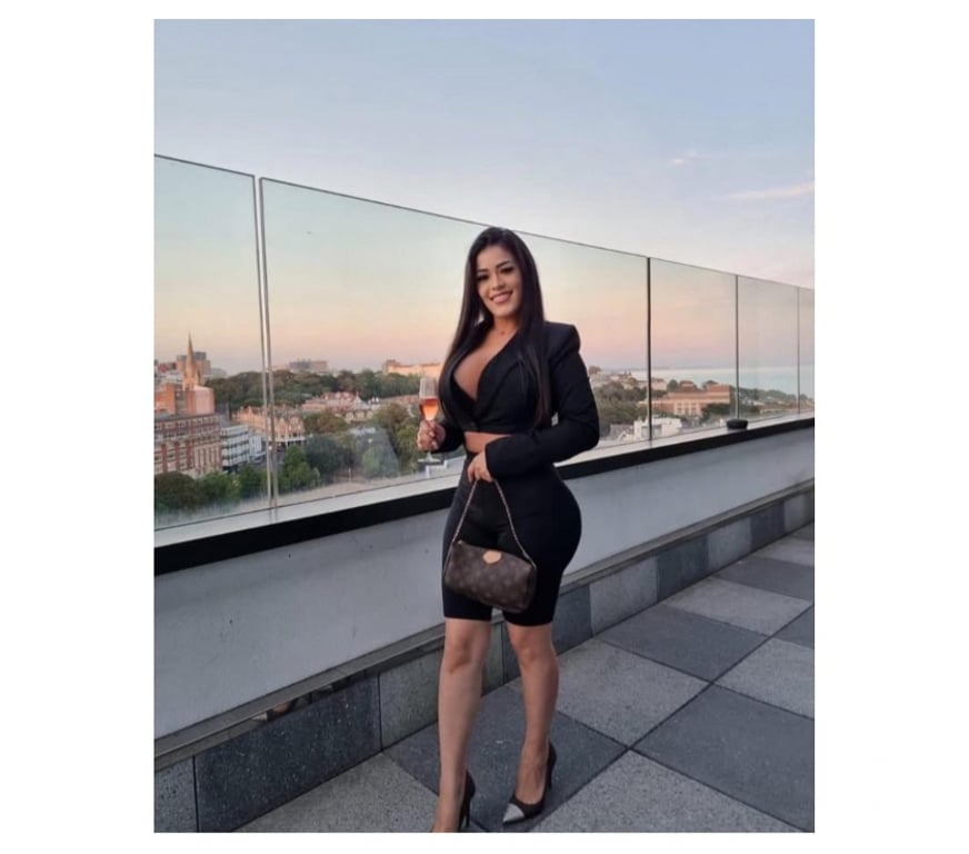 Escorts West London Hillingdon - Photos for Big peach 🍑 Latina girl