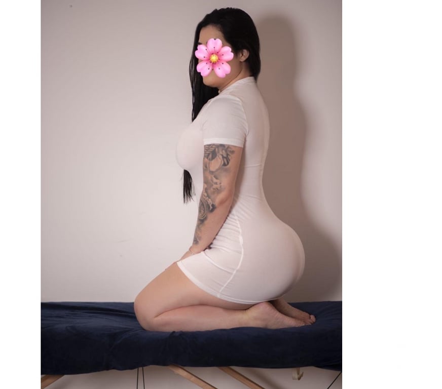 Escorts West London Hillingdon - Photos for HOT 🔥 MASSAGE and MORE