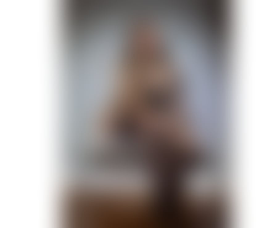 Escorts Central London Mayfair - Central London - Photos for 🔥 High-Class Seduction – Curves to Crave