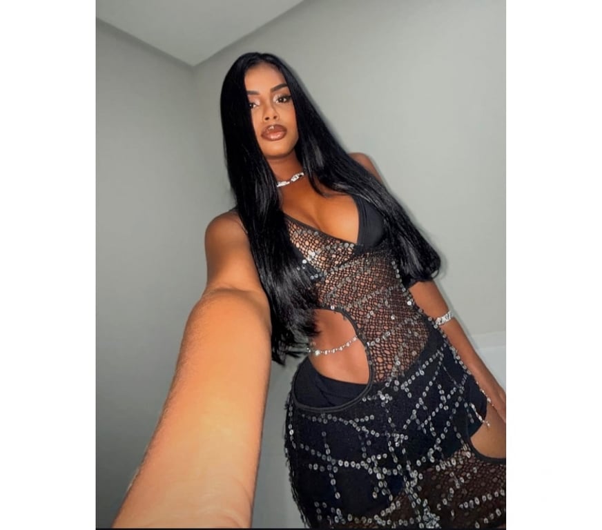 Escorts South West London Sutton - Photos for Yara Brazilian 🇧🇷 💯 real picture 🥰