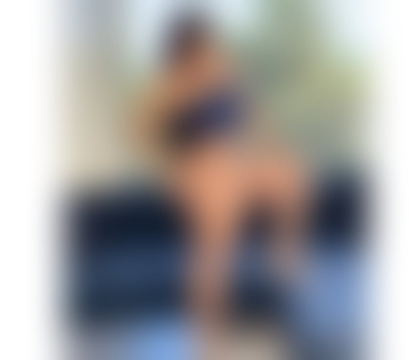 Escorts and Massages Manor Park East London - Photos for My name is Bella, I'm a party girl who likes to have a good