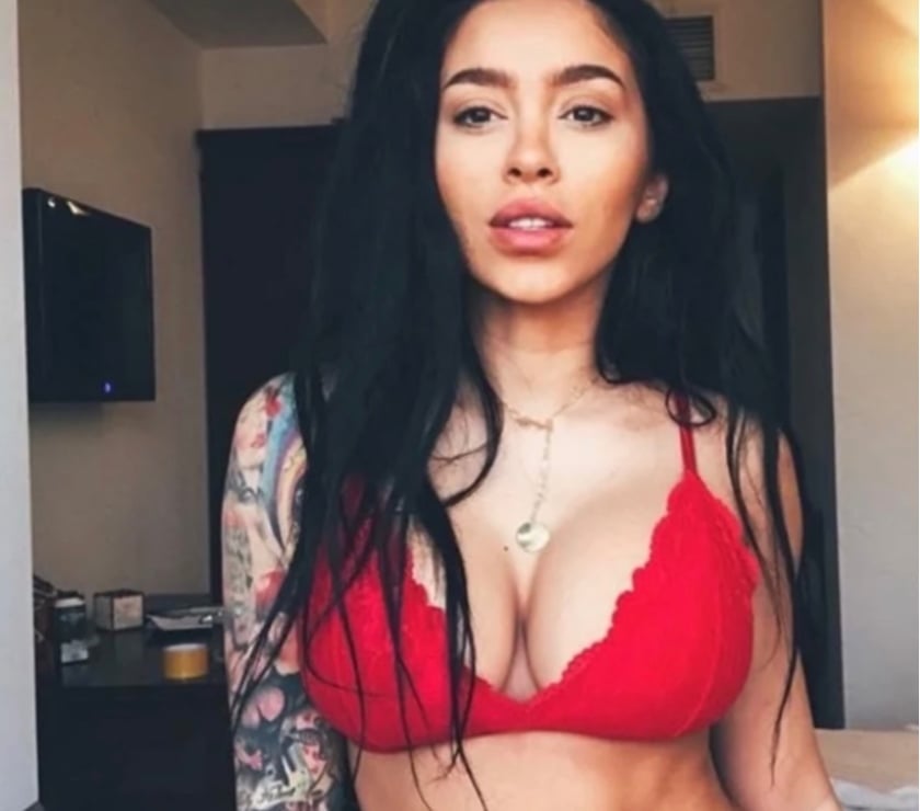 Escort Belfast City Centre (South) Belfast - Photos for NEW HERE💜READY For FUN💜LORA🍭ALL WHAT U WANT