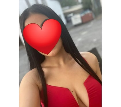 Fantasy Escorts & Erotic Massage Higher Broughton Salford - Photos for Hi guys I’m , new in town and ready for you😍